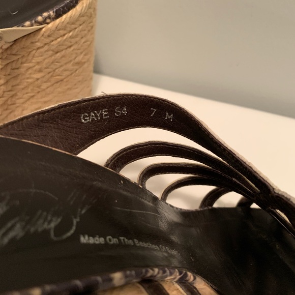 Donald J Pliner snake print 4” espadrille wedges - Picture 4 of 7